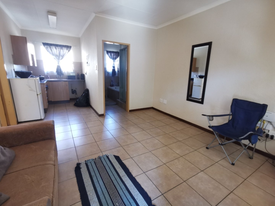 To Let 2 Bedroom Property for Rent in Die Bult North West